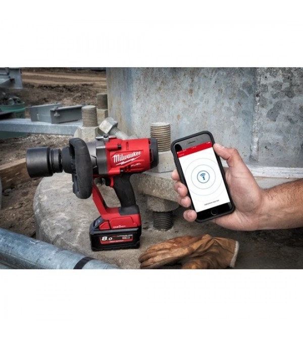 M18 Fuel™ ONE-KEY™ 1″ High Torque Impact Wrench With Friction Ring  Milwaukee