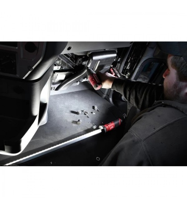 M12 LED Underhood Light Milwaukee